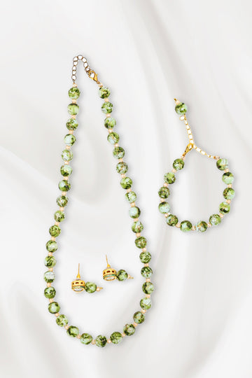 Dazlyn – Handcrafted Moss Green Beaded Jewelry Set