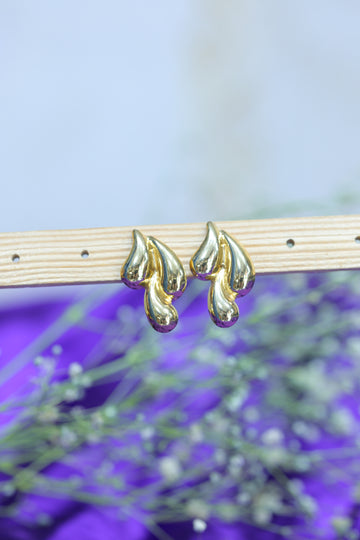 Teardrop earrings