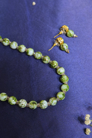 Dazlyn – Handcrafted Moss Green Beaded Jewelry Set