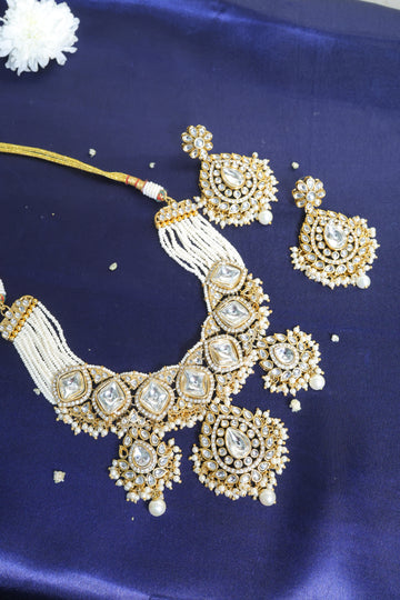 Swarna - Royal Kundan Jewelry Set