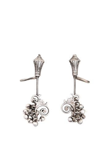 Lantern Earcuff – Oxidised Vintage Charm