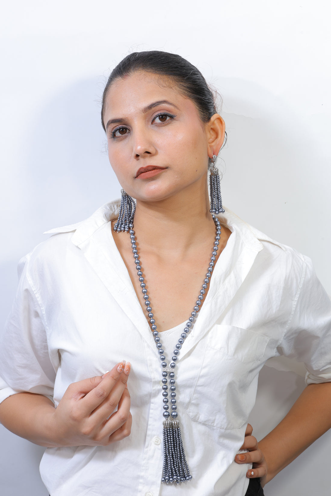 Nooraz – Shades of Sophistication