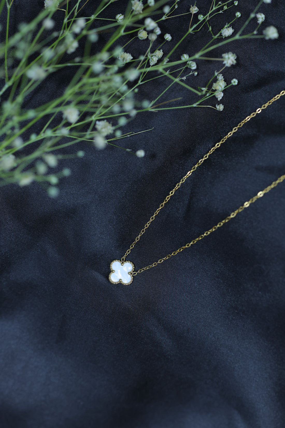 White Clover Chain