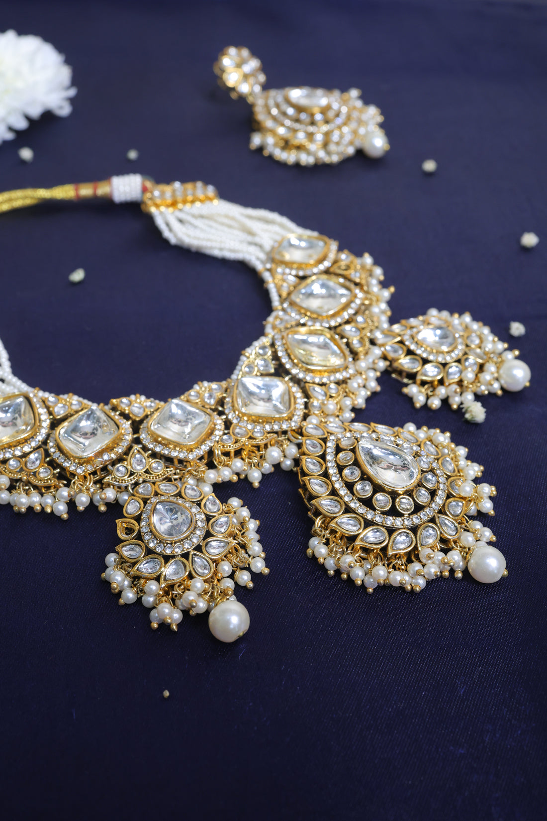Swarna - Royal Kundan Jewelry Set
