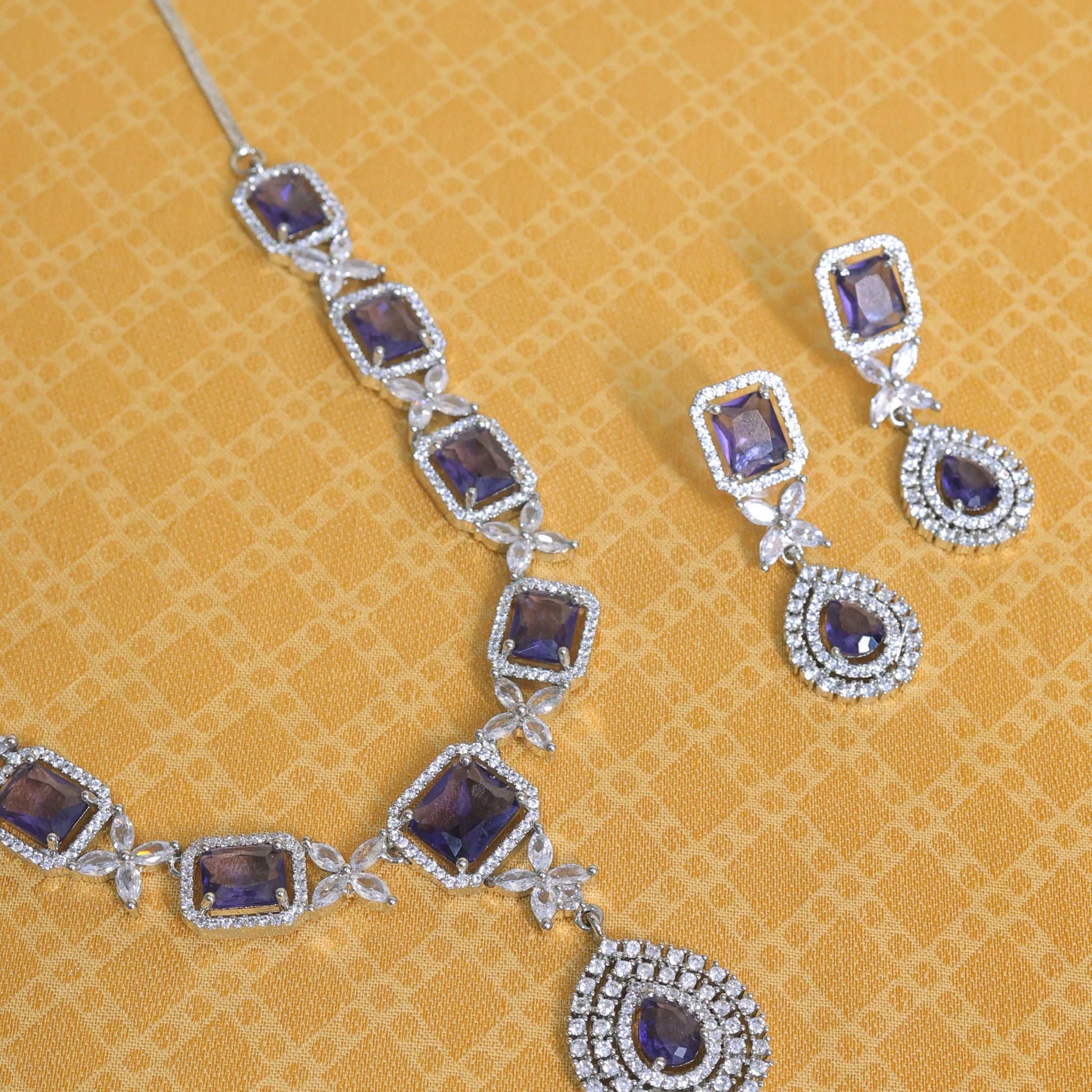 Sam – Royal Amethyst Charm Necklace Set
