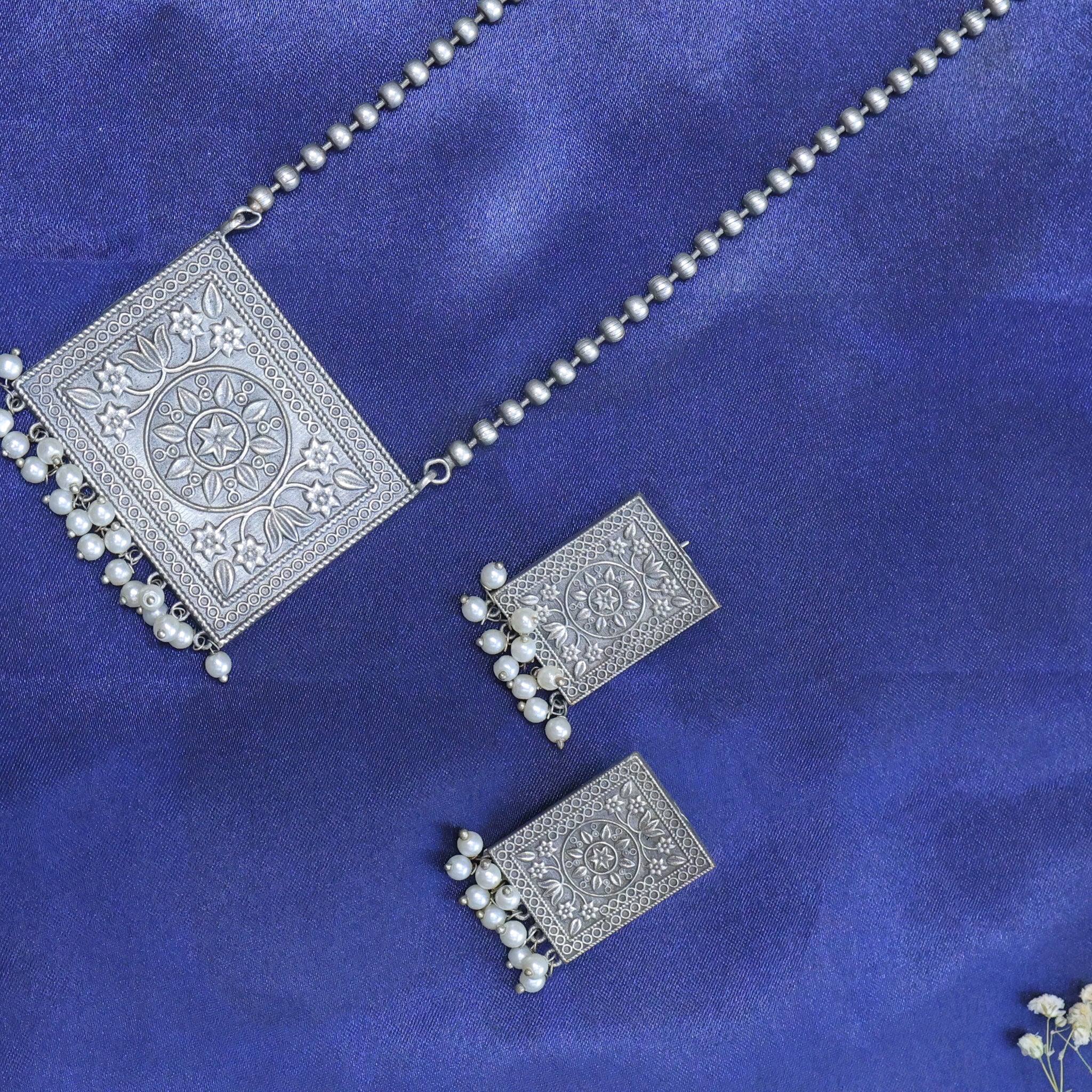 Tribalya Oxidised Rectangular Pendant Set
