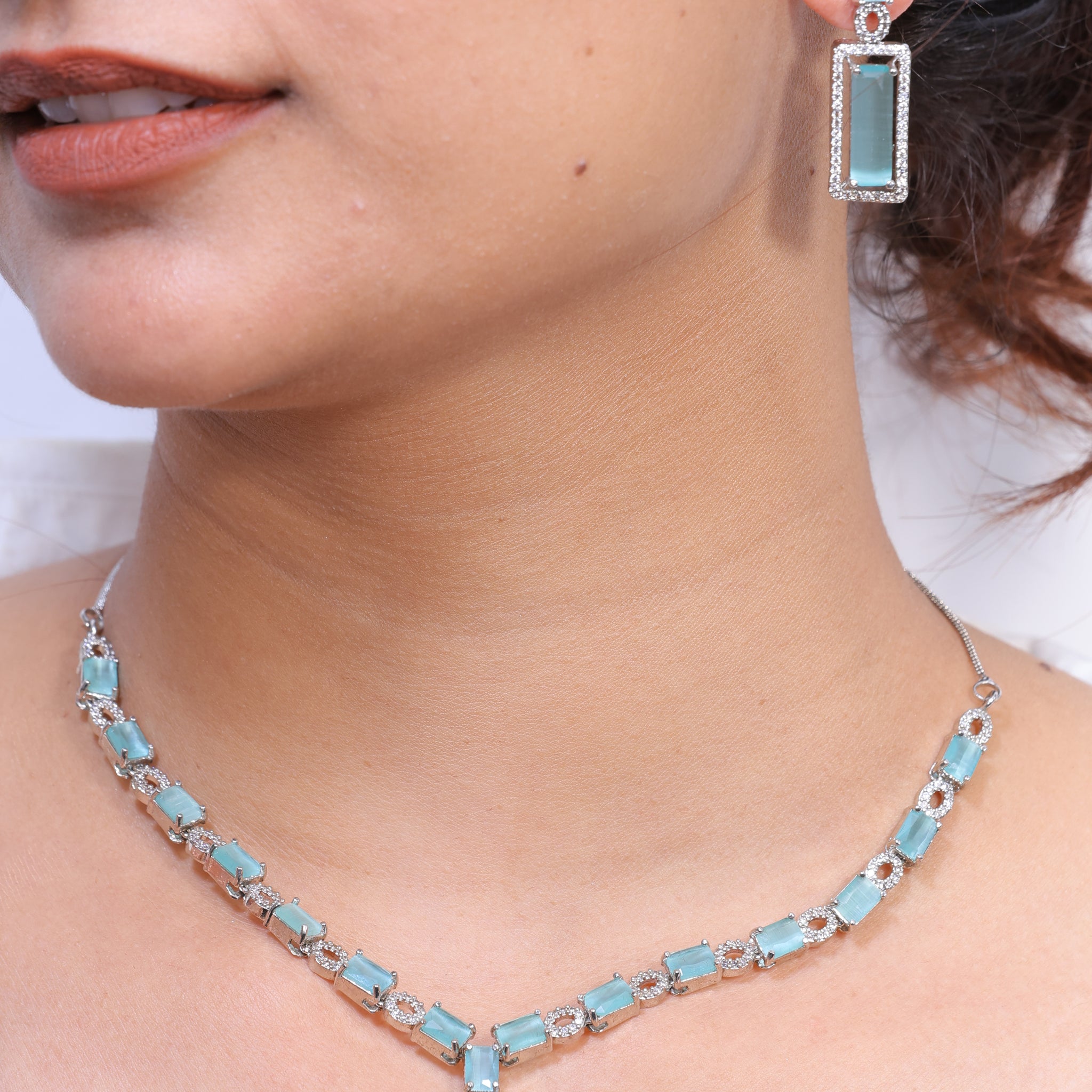Vanika Mint Crystal Pendant Necklace