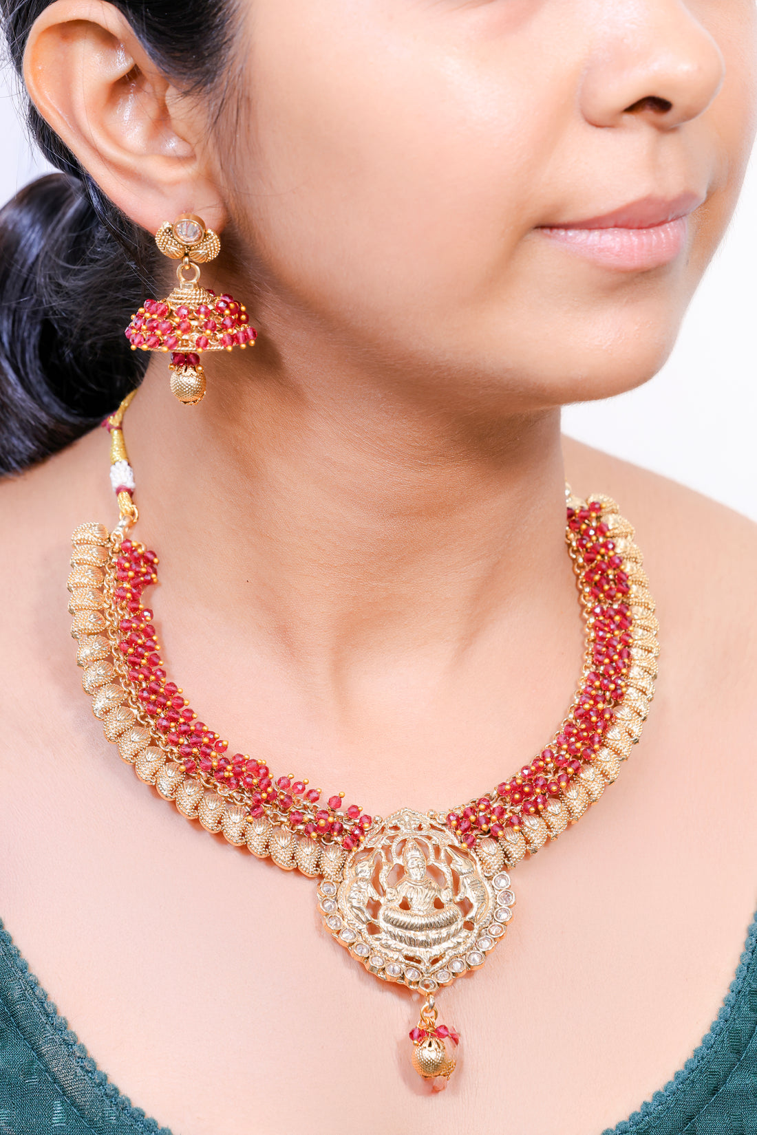 Mandira – Ruby Temple Choker & Earrings Set