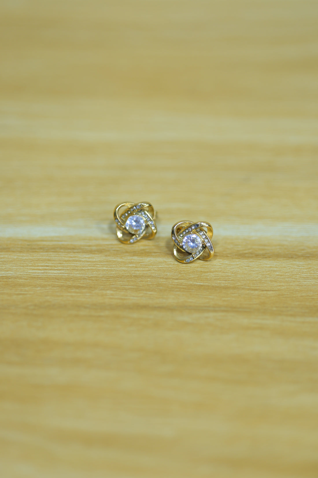 Girlie studs