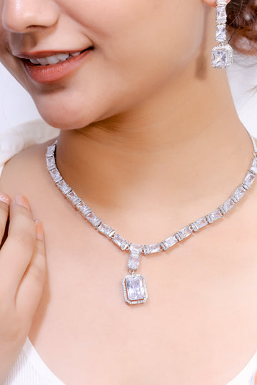 Divya Radiant Crystal Necklace Set