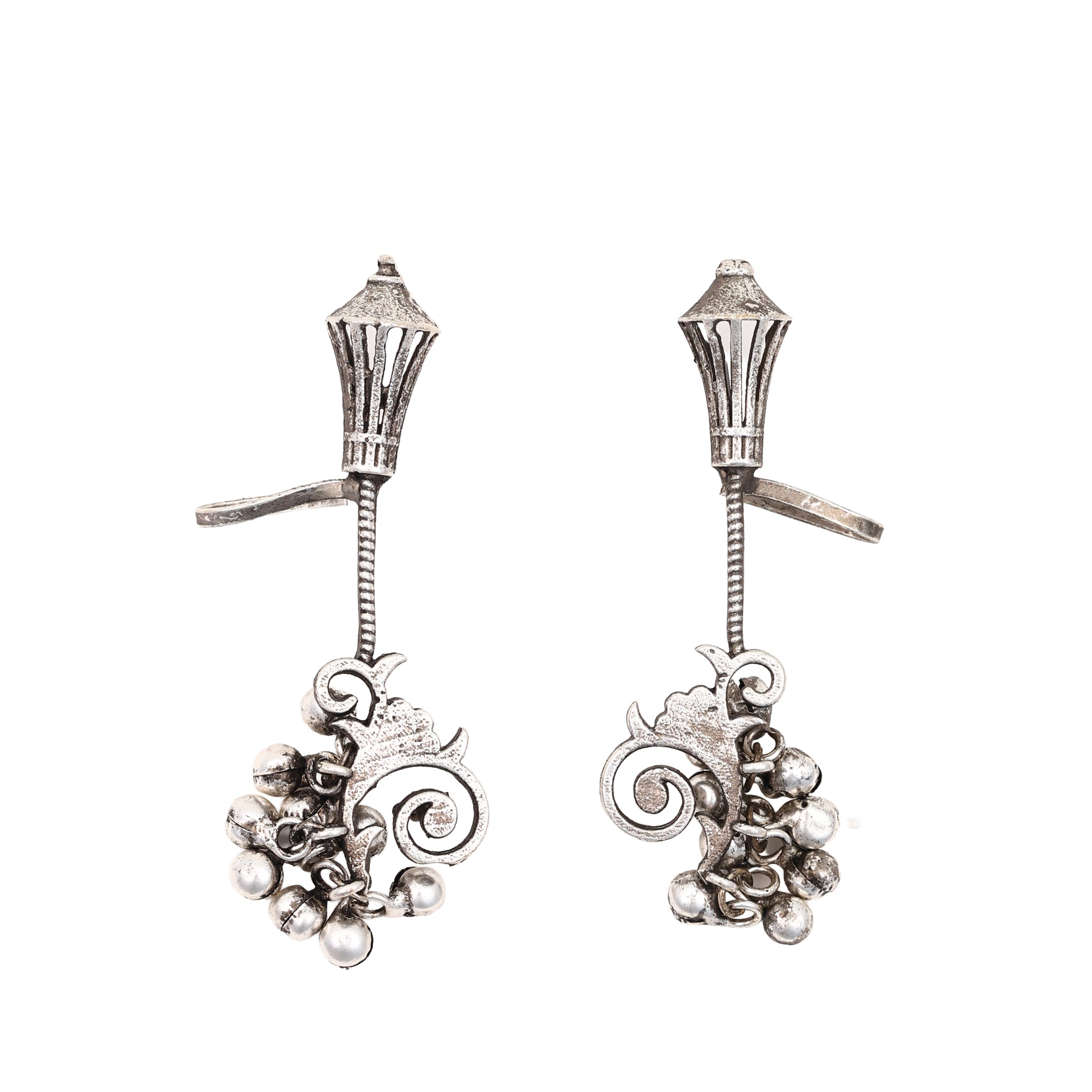 Lantern Earcuff – Oxidised Vintage Charm