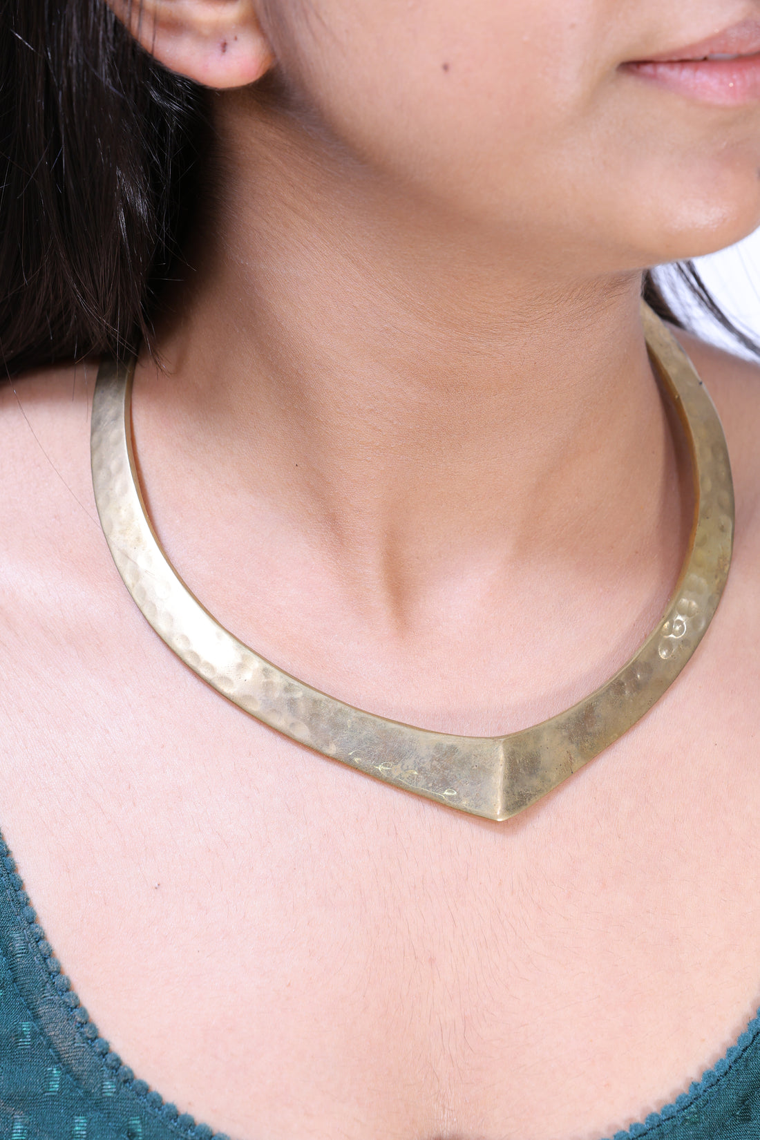 Manvi – Handcrafted Brass Collar Choker