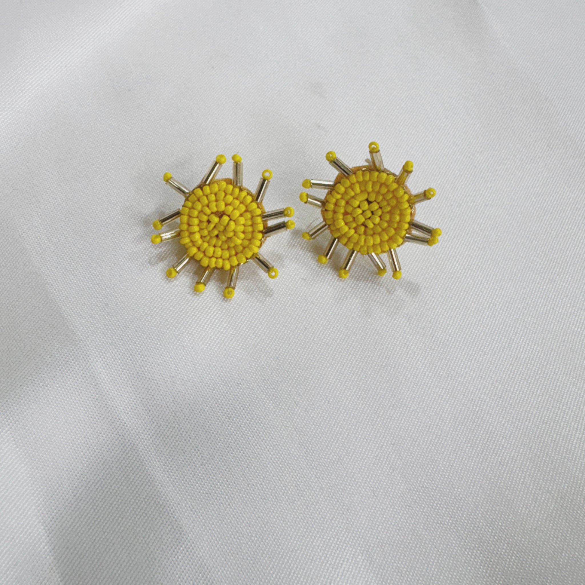 Sunny Beads – Handcrafted Sunshine Studs